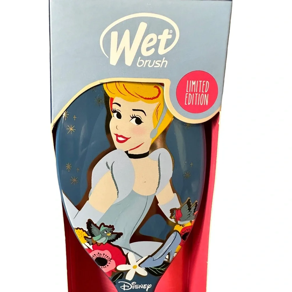 Disney Wet Brush Princess Cinderella!!! Limited Edition!!!
